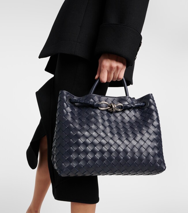 Andiamo Medium leather tote bag | Bottega Veneta