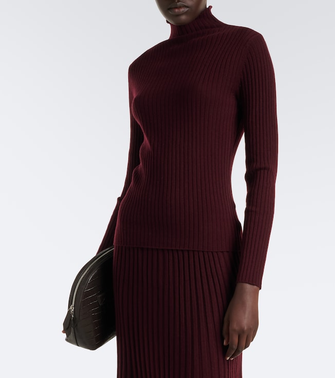 arch4 Ariana cashmere turtleneck sweater