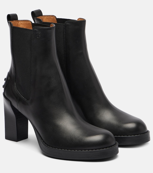Tod's 80 leather Chelsea boots