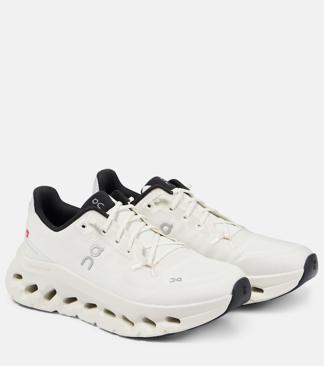 ON Cloudtilt running shoes