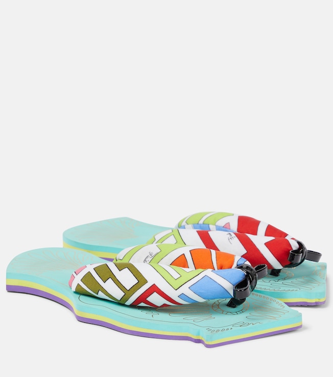 Pucci Fish-shaped flat thong sandals