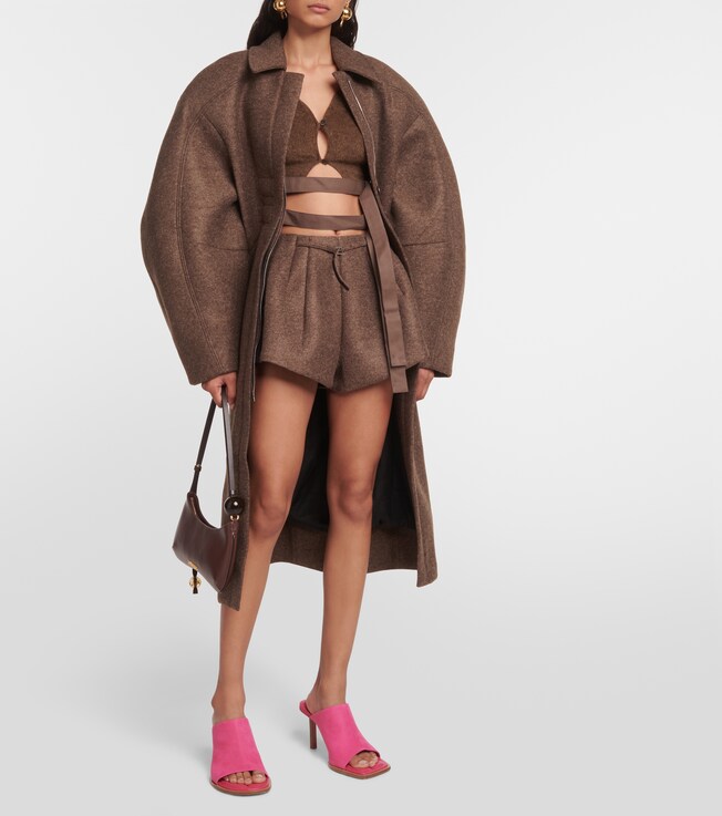 Mantel Le Manteau Croissant | Jacquemus