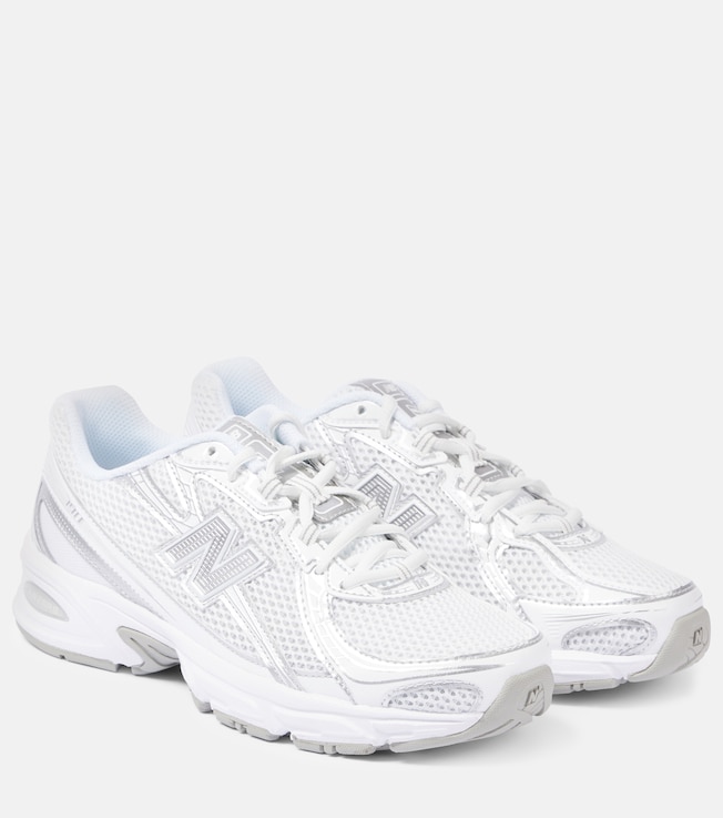 New Balance 740 running shoes