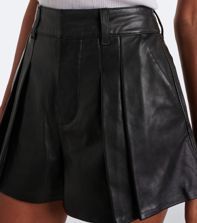 FRAME Frame Pleated leather shorts