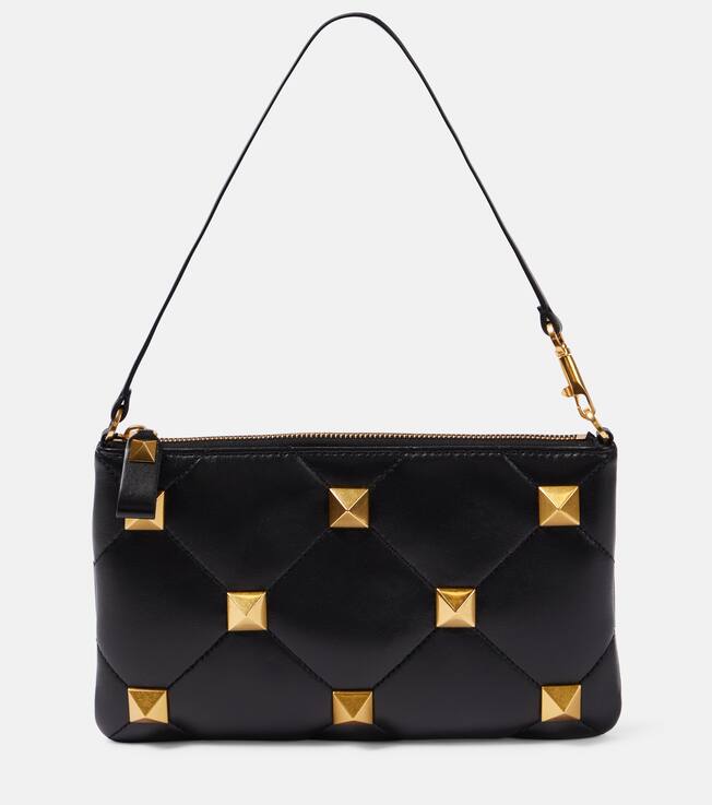 Pochette Roman Stud en cuir matelassé | Valentino Garavani