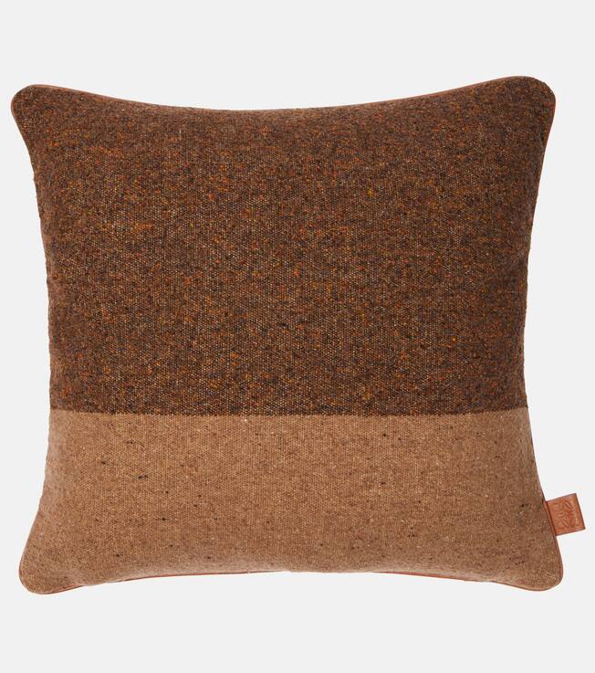 Coussin rayé en laine et lin | Loewe